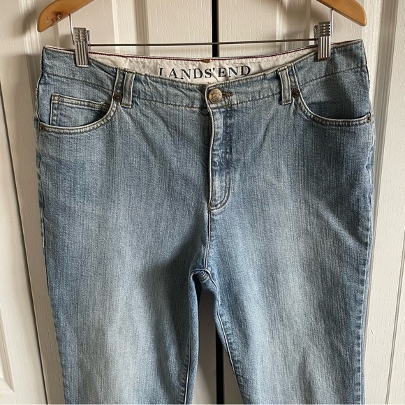 Lands’ End Original Fit Classic Waist Boot Leg Jeans Womens 12 Petite Light Wash - Picture 2 of 14